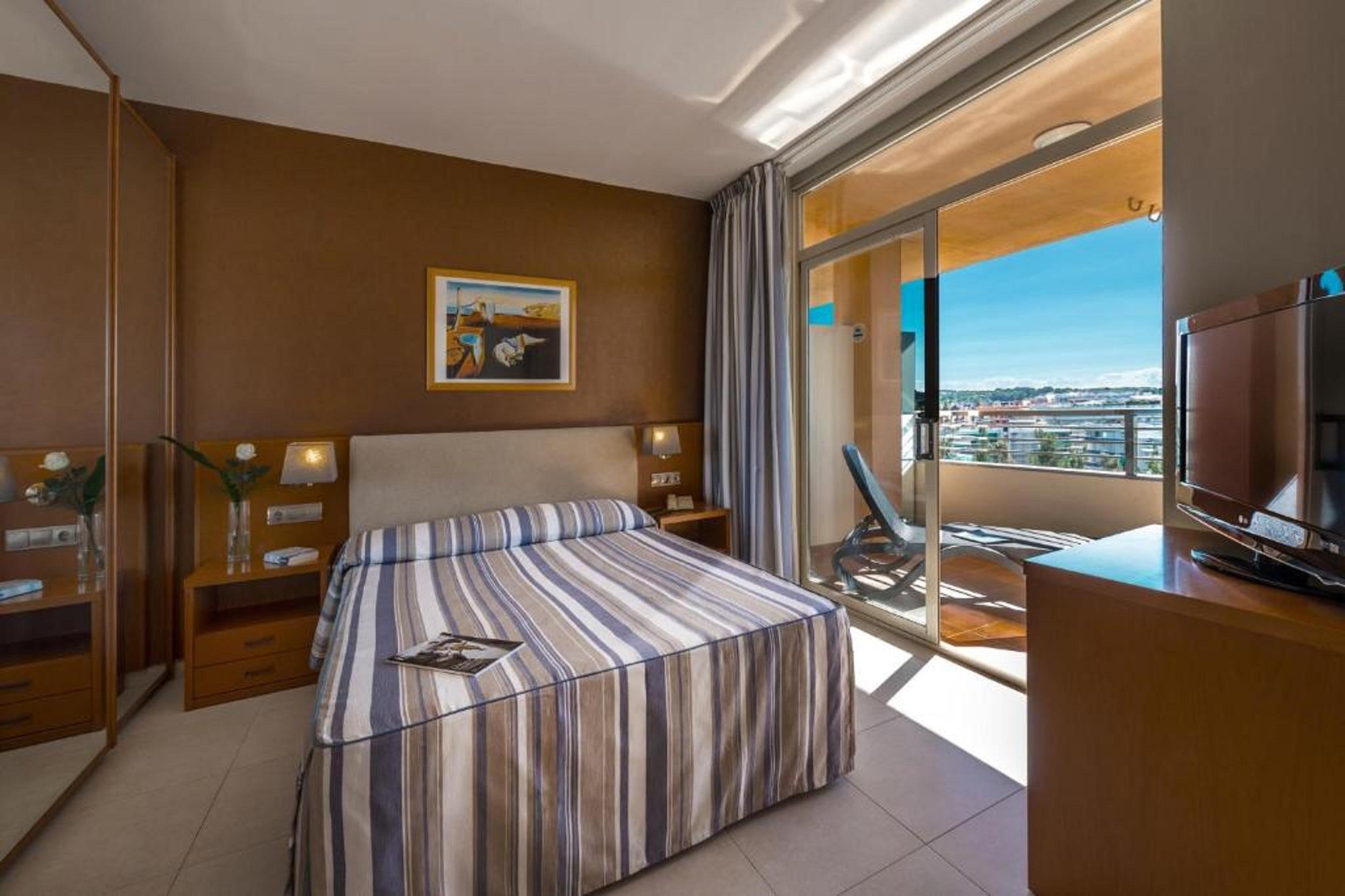 4R Gran Regina Hotel Salou Ngoại thất bức ảnh