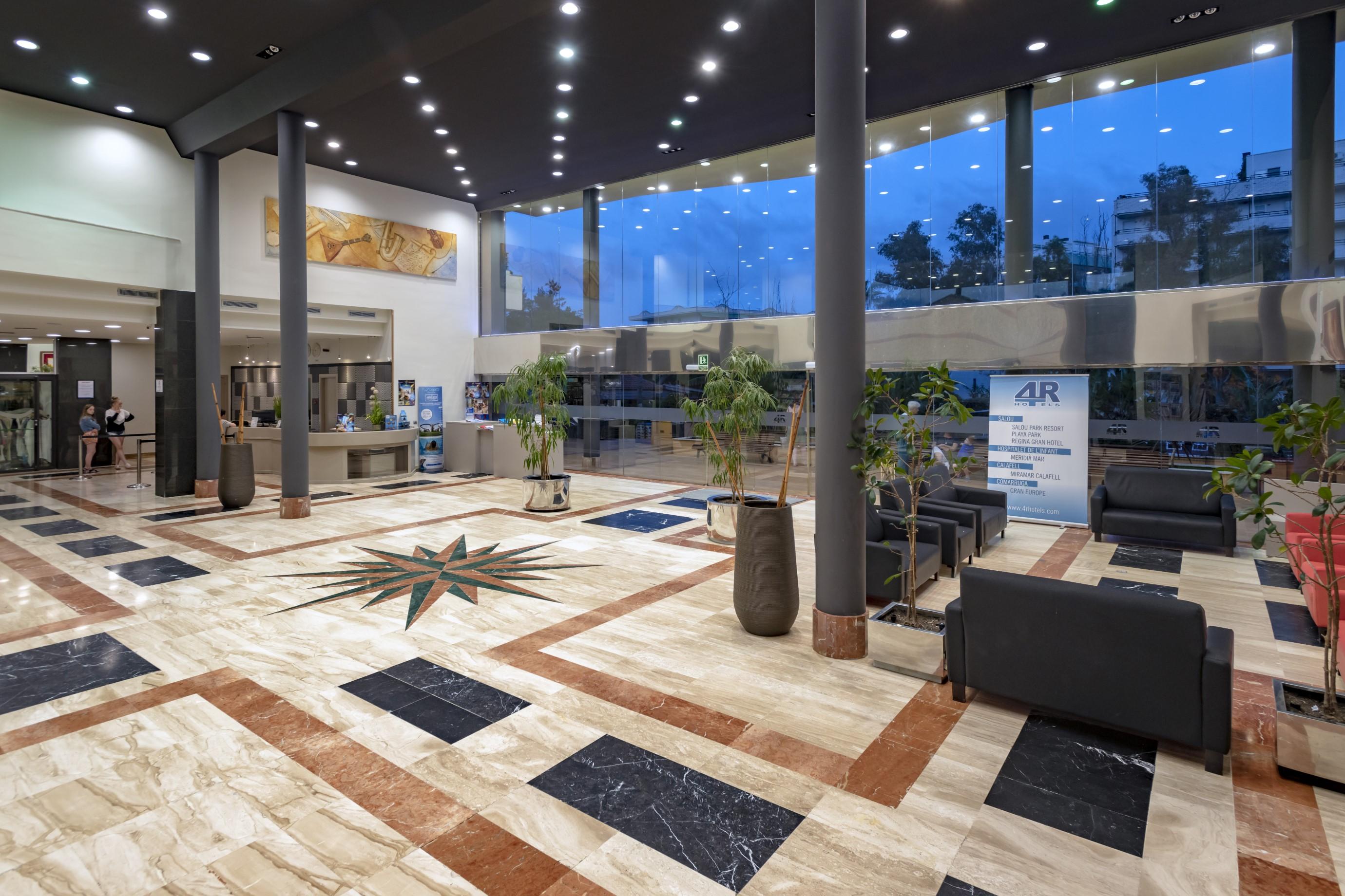 4R Gran Regina Hotel Salou Ngoại thất bức ảnh